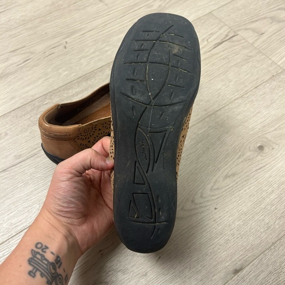 Clark’s Artisan Kessa Gazebo Women’s Flats - Picture 4 of 6